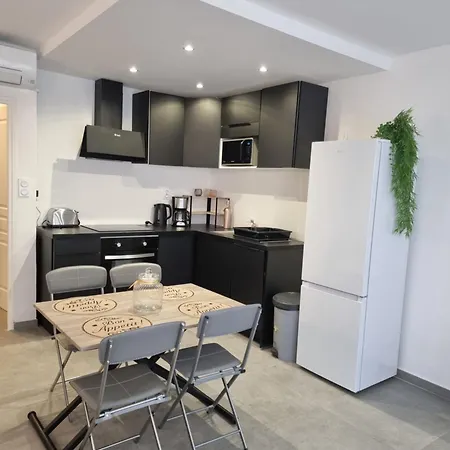 Apartment Bord De *