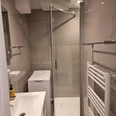 Apartment Bord De *